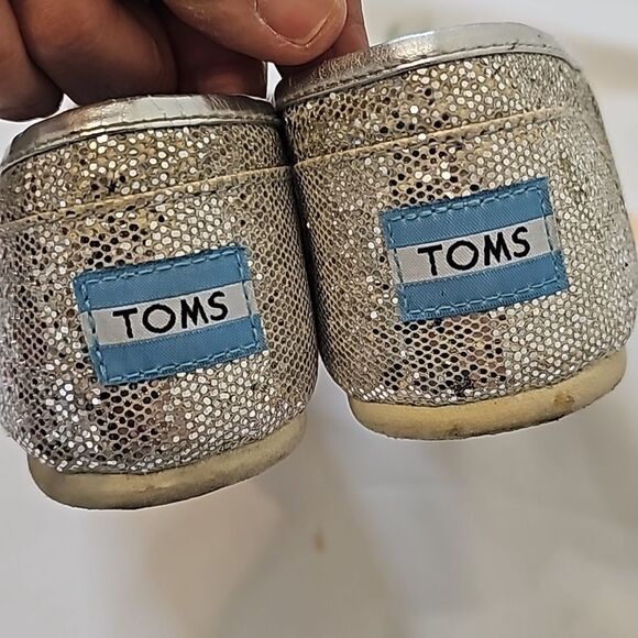 TOMS Silver Glitter 6 - Picture 7 of 7